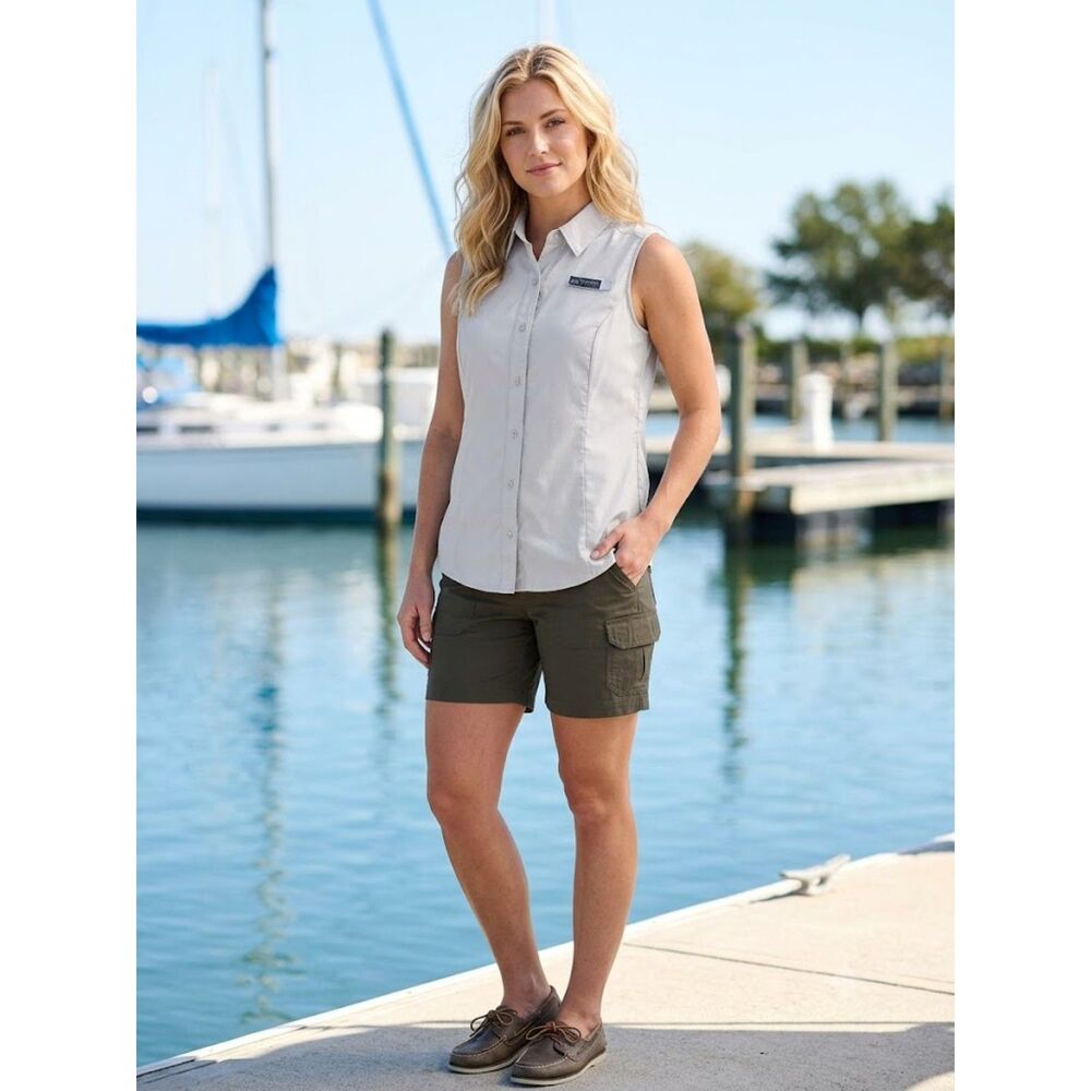 Real Tree Vented Fishing Shirt Vest Women's S Glacier Grey Sport Button Down New